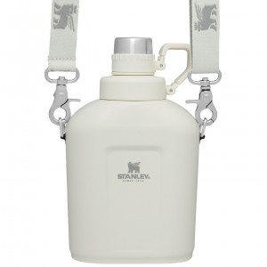 Stanley The Legendary Classic Insulated Canteen | 1.1QT Blanche | 782453VHP