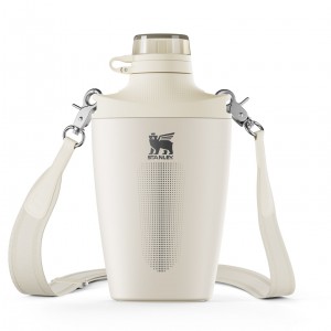 Stanley The Stanley Cross Bottle | 23 OZ Blanche | 452931XLE